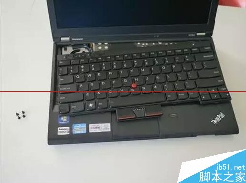 怎么添加ThinkPad X230内存或SSD固态硬盘？