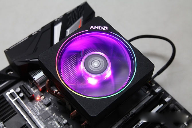 R7 2700X对比1800X哪个好？R7 1800X与2700X性能对比详细评测(含天梯图对比)