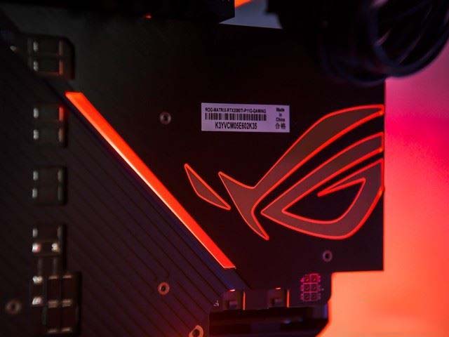 ROG Matrix RTX 2080 Ti顯卡值得買嗎 ROG Matrix RTX 2080 Ti顯卡拆解+評(píng)測