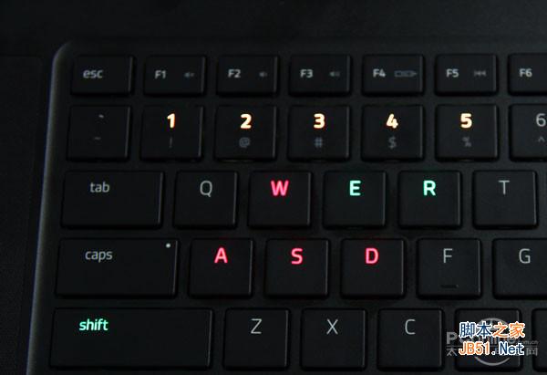 雷蛇灵刃(Razer Blade)怎么样 2017新款雷蛇灵刃游戏本全面评测图解