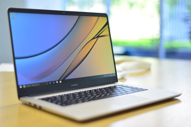 华为MateBook D怎么样？华为MateBook D商务影音笔记本全面深度评测图解