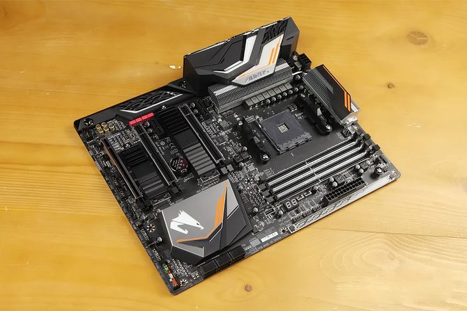 R7 2700X对比1800X哪个好？R7 1800X与2700X性能对比详细评测(含天梯图对比)