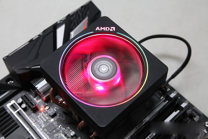 R7 2700X对比1800X哪个好？R7 1800X与2700X性能对比详细评测(含天梯图对比)