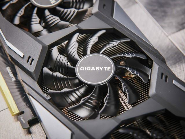 技嘉RTX2060SUPER顯卡怎么樣 技嘉RTX2060SUPER顯卡圖解評測