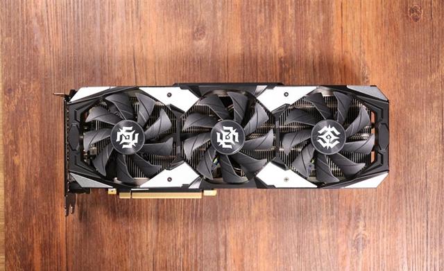 定制刀鋒風(fēng)扇 索泰RTX 2080Ti X-GAMING OC圖賞