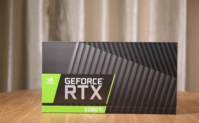 NVIDIA RTX2080Ti顯卡開(kāi)箱圖賞外觀頗像“煤氣灶”