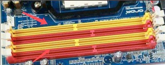電腦內存條如何安裝？電腦內存條的安裝方法